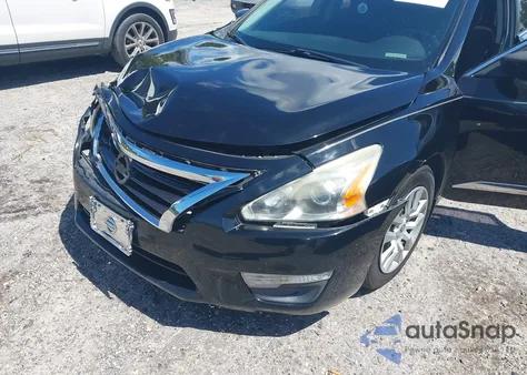 2015 Nissan Altima 2.5 S z USA, uszkodzony, nr VIN 1N4AL3AP8FC111563